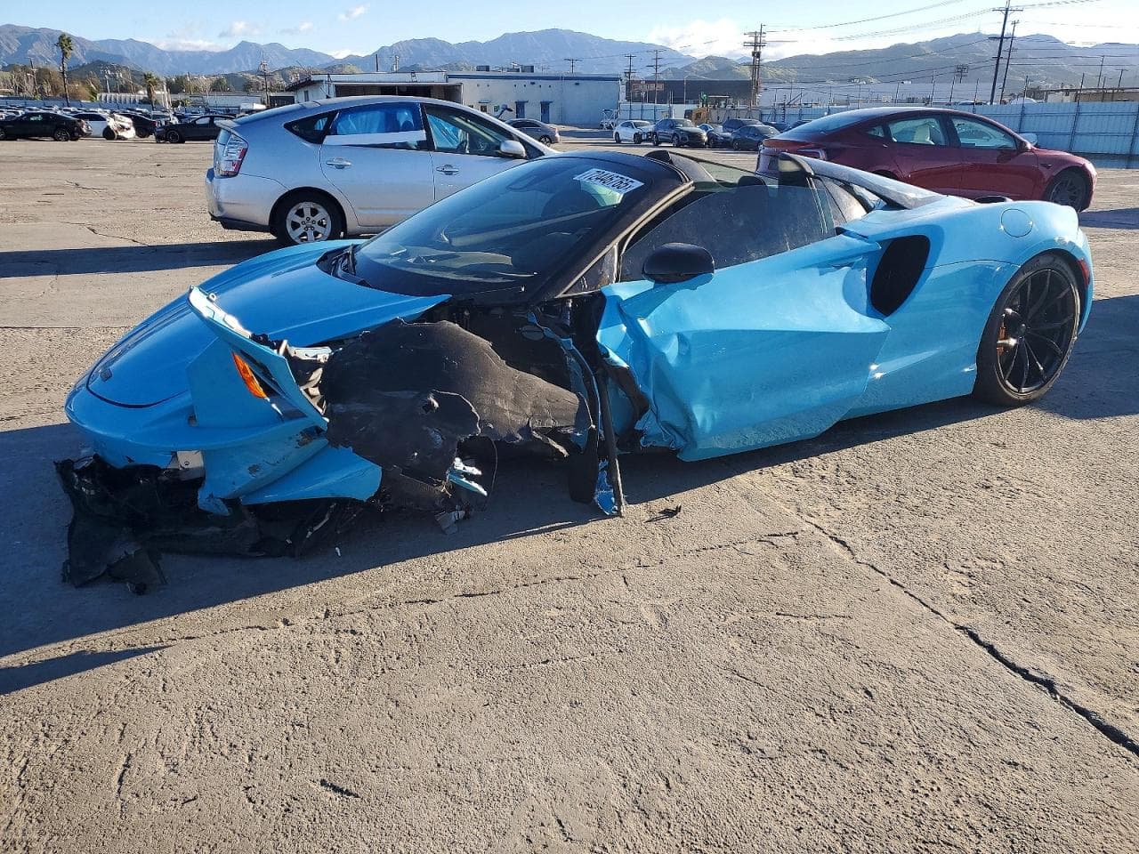 2025 McLaren Artura — lot COPART #72446765, Avariat Față