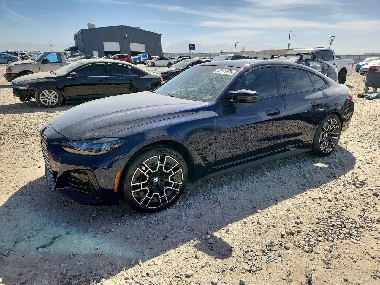 2025 BMW i4 — lot COPART #47574526, Avariat Lateral