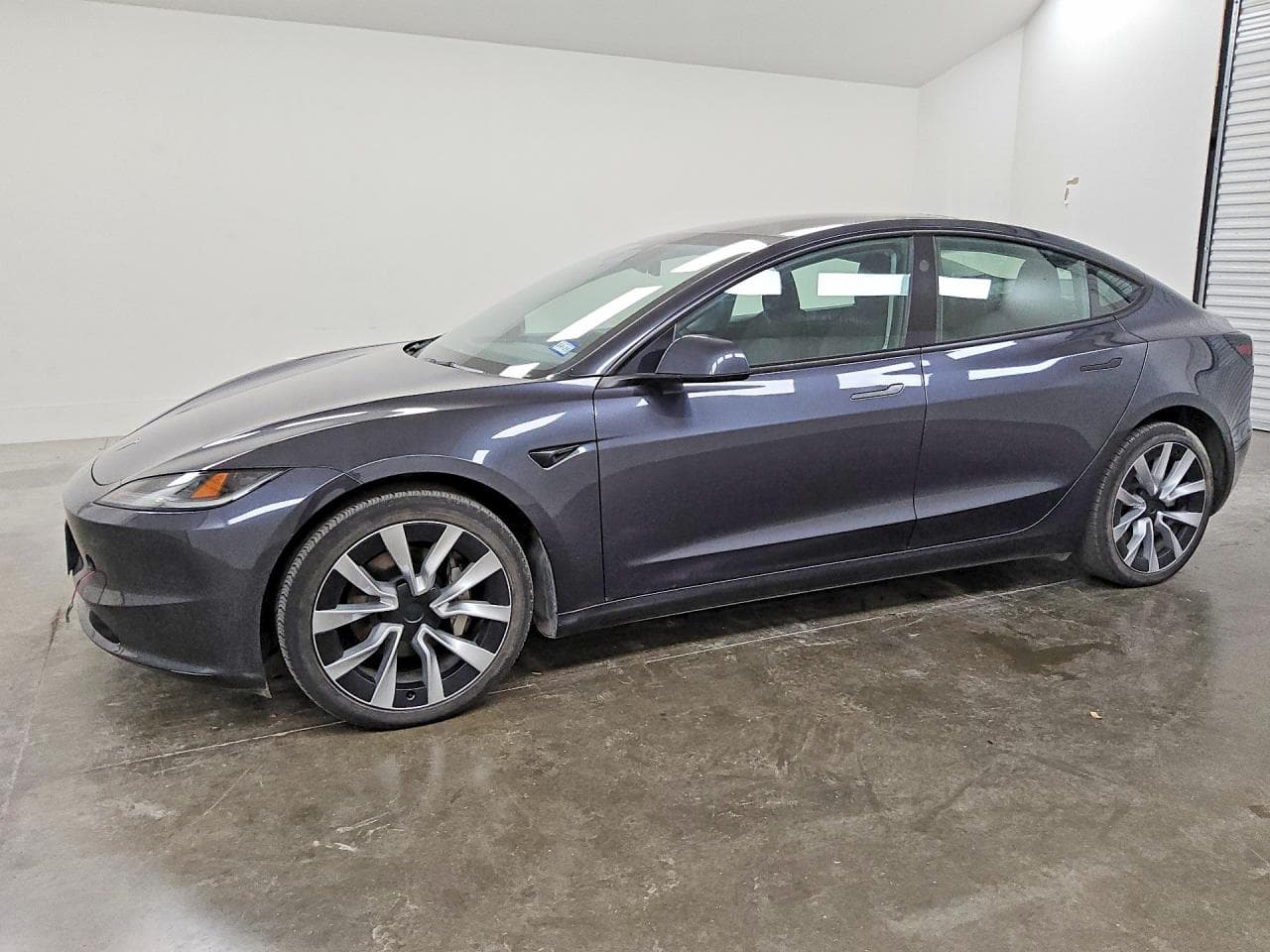 2024 Tesla Model 3 — lot COPART #75871805, Daune Minore