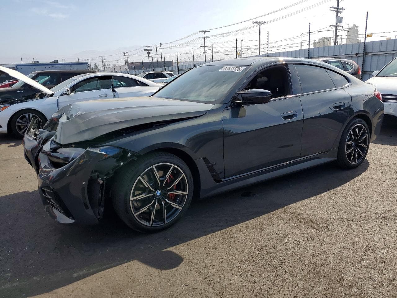 2025 BMW i4 — lot COPART #47377736, Avariat Față