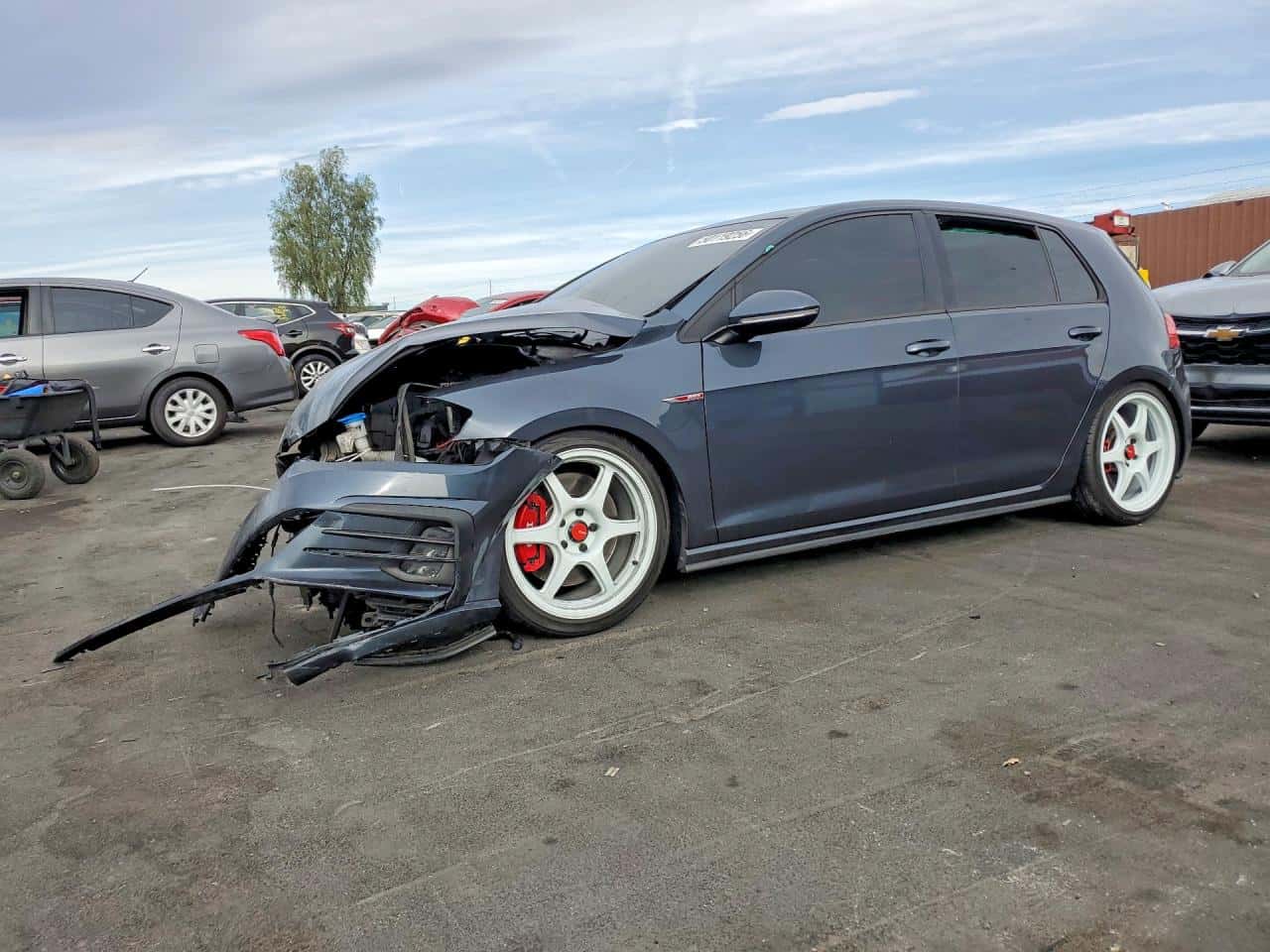 2018 Volkswagen GTI — lot COPART #50119256, Avariat Față