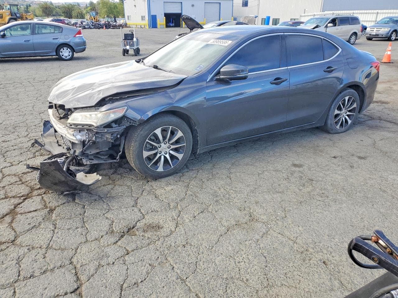 2015 Acura TLX — lot COPART #58989586, Avariat Față