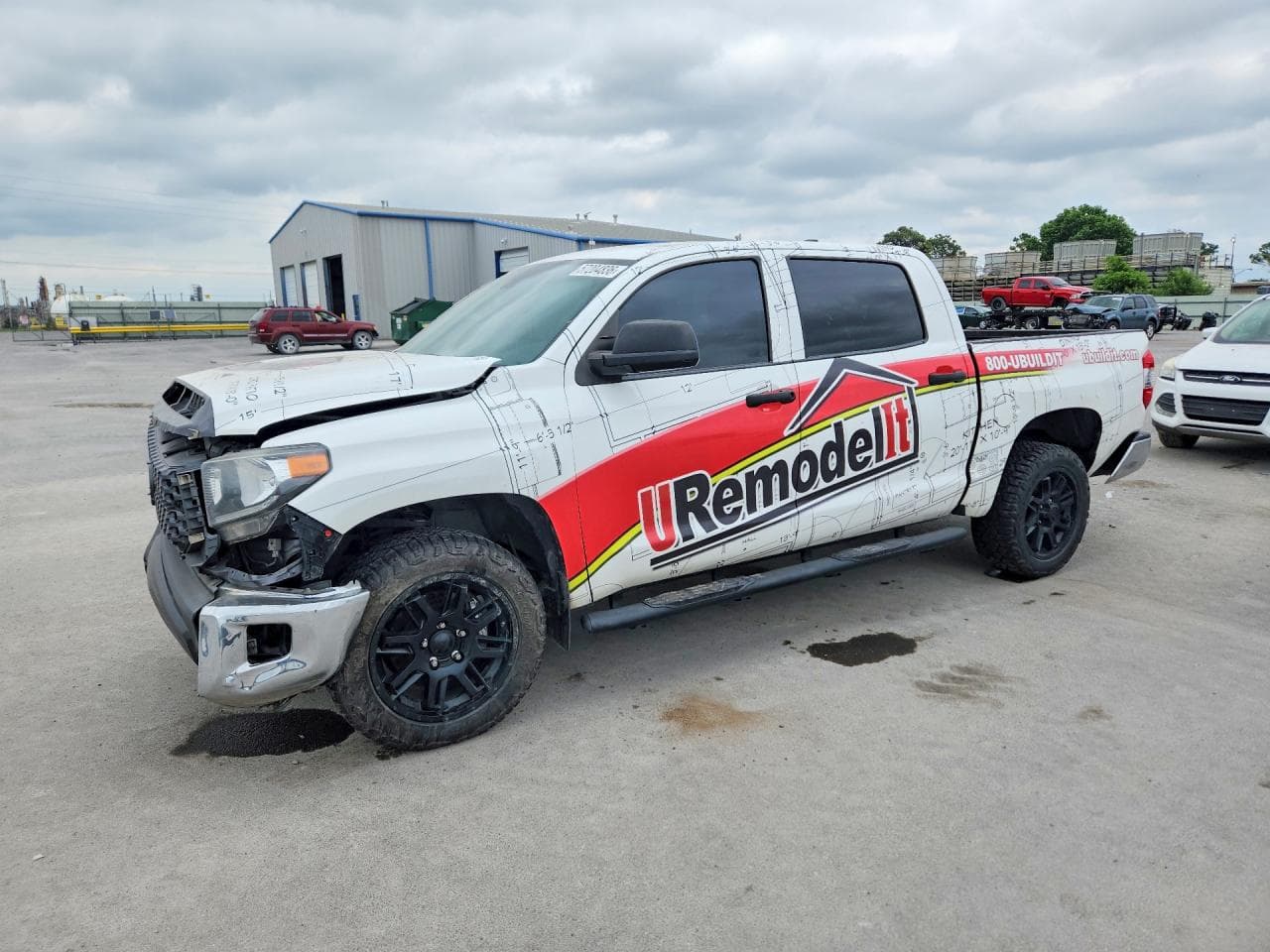 2021 Toyota Tundra — lot COPART #57204836, Avariat Față