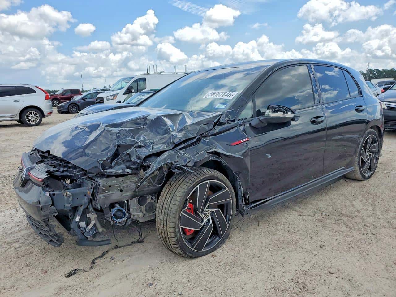 2023 Volkswagen GTI — lot COPART #56687846, Avariat Față