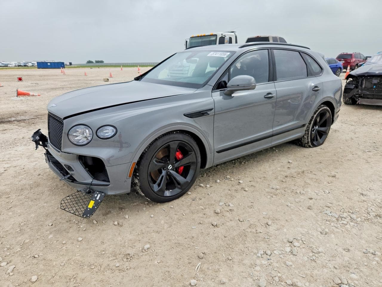 2023 Bentley Bentayga — lot COPART #57411056, Avariat Față