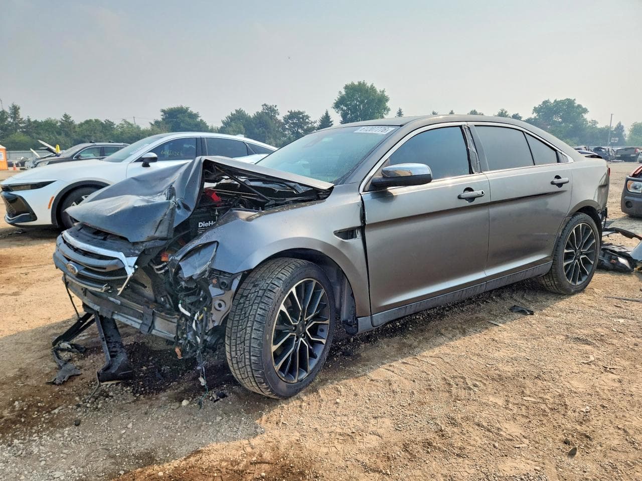 2019 Ford Taurus — lot COPART #61207776, Avariat Față