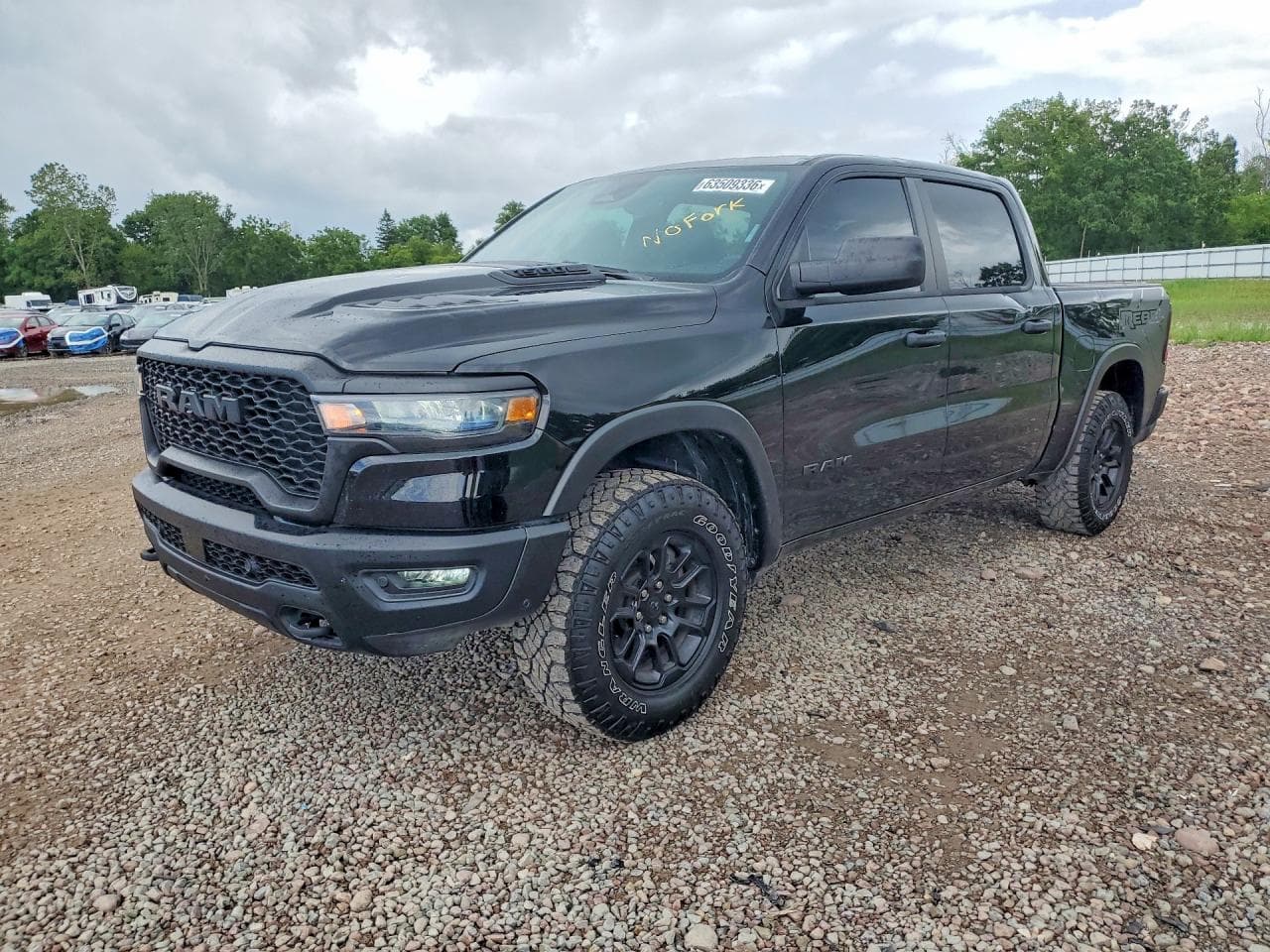 2025 Ram 1500 — lot COPART #63509336, Avariat Lateral