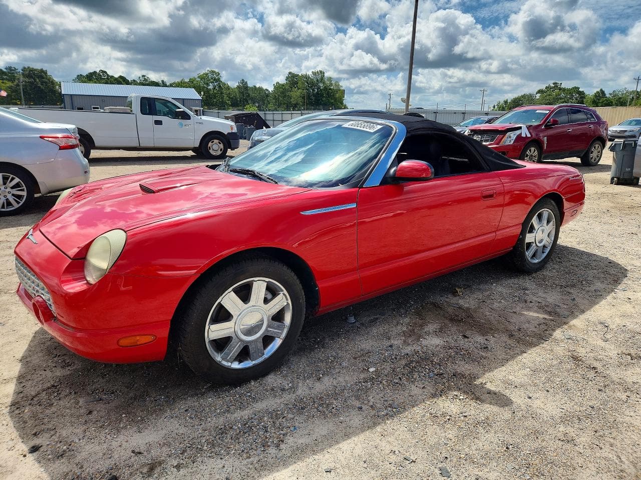 2005 Ford Thunderbird — lot COPART #60855896, Avariat Plafon