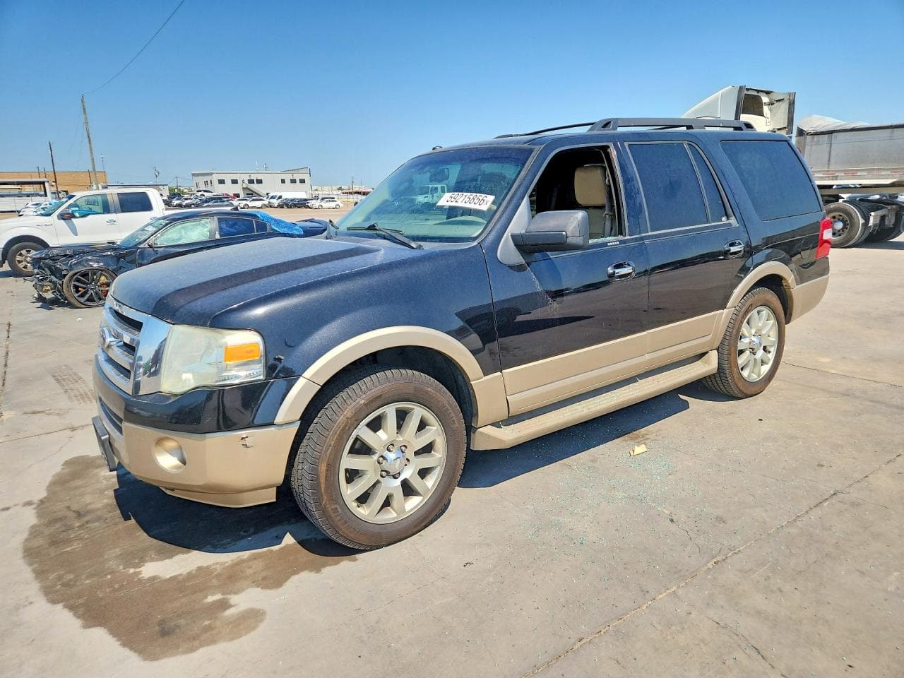 2011 Ford Expedition — lot COPART #59215856, Avariat Lateral