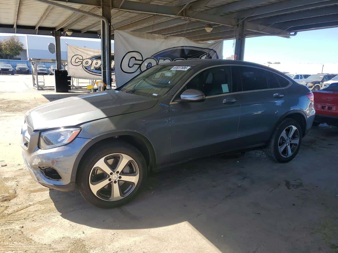 2017 Mercedes-Benz GLC — lot COPART #63037686, Avariat Față