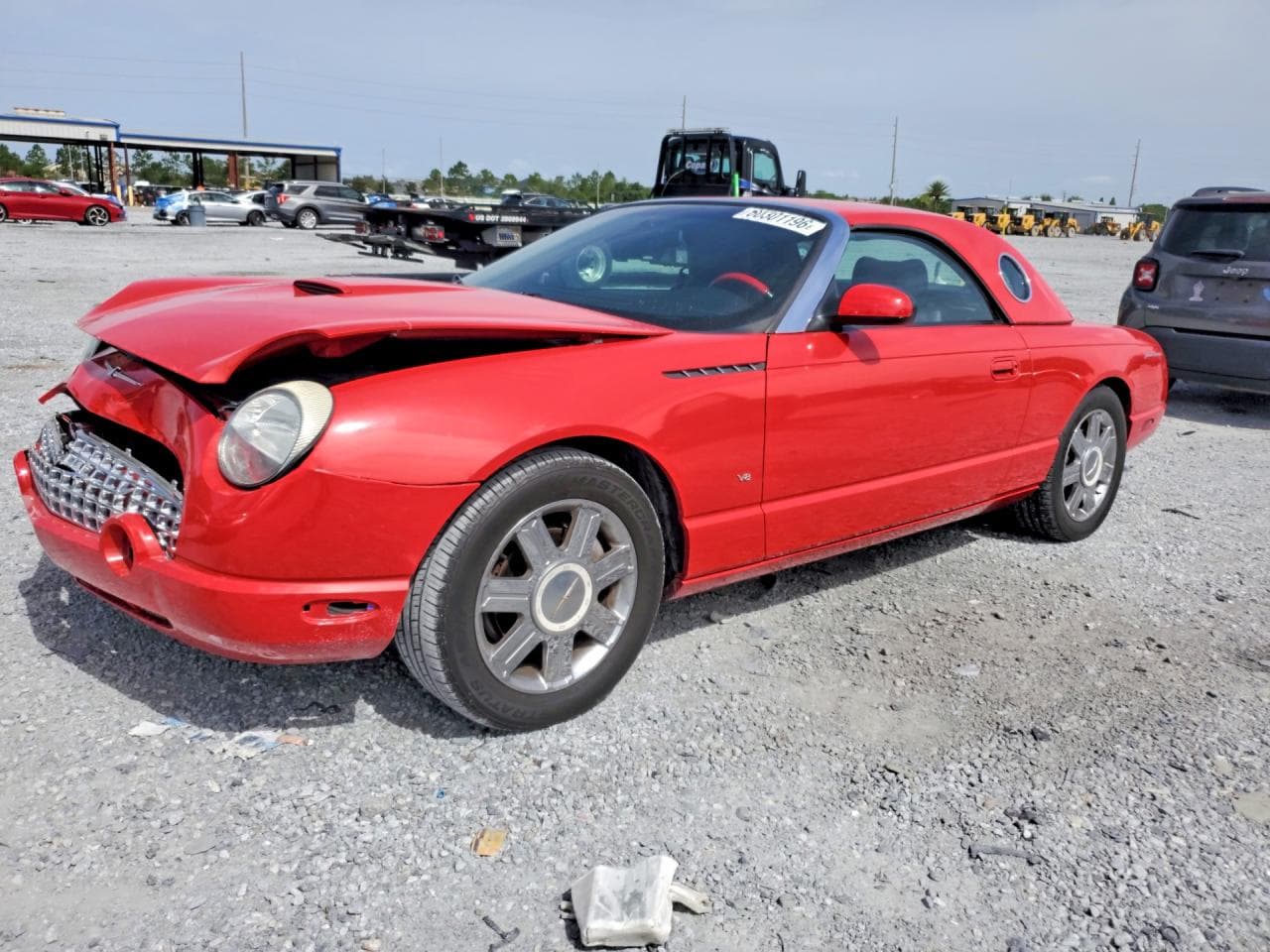 2004 Ford Thunderbird — lot COPART #60301196, Avariat Față
