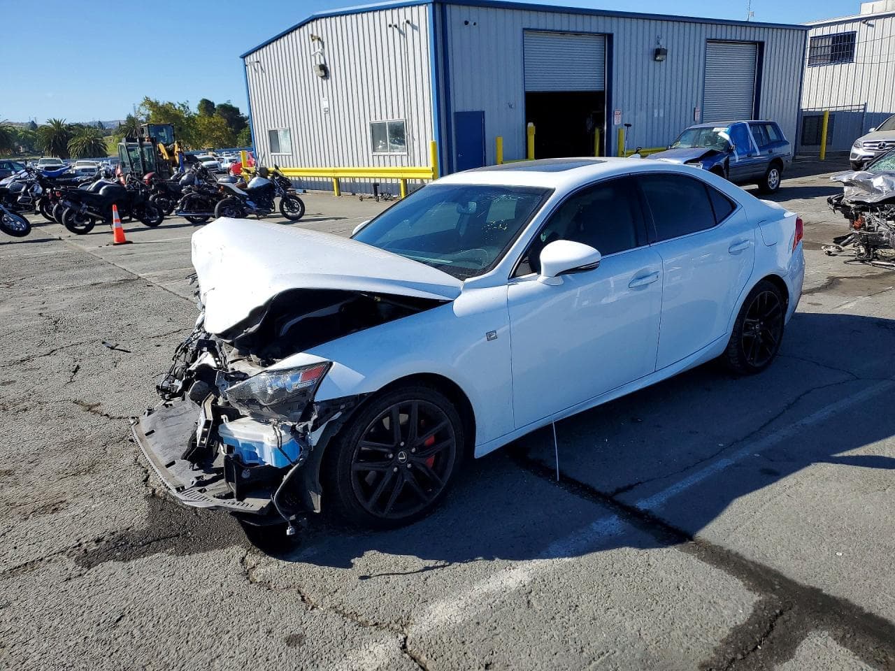 2014 Lexus IS — lot COPART #62369276, Avariat Față