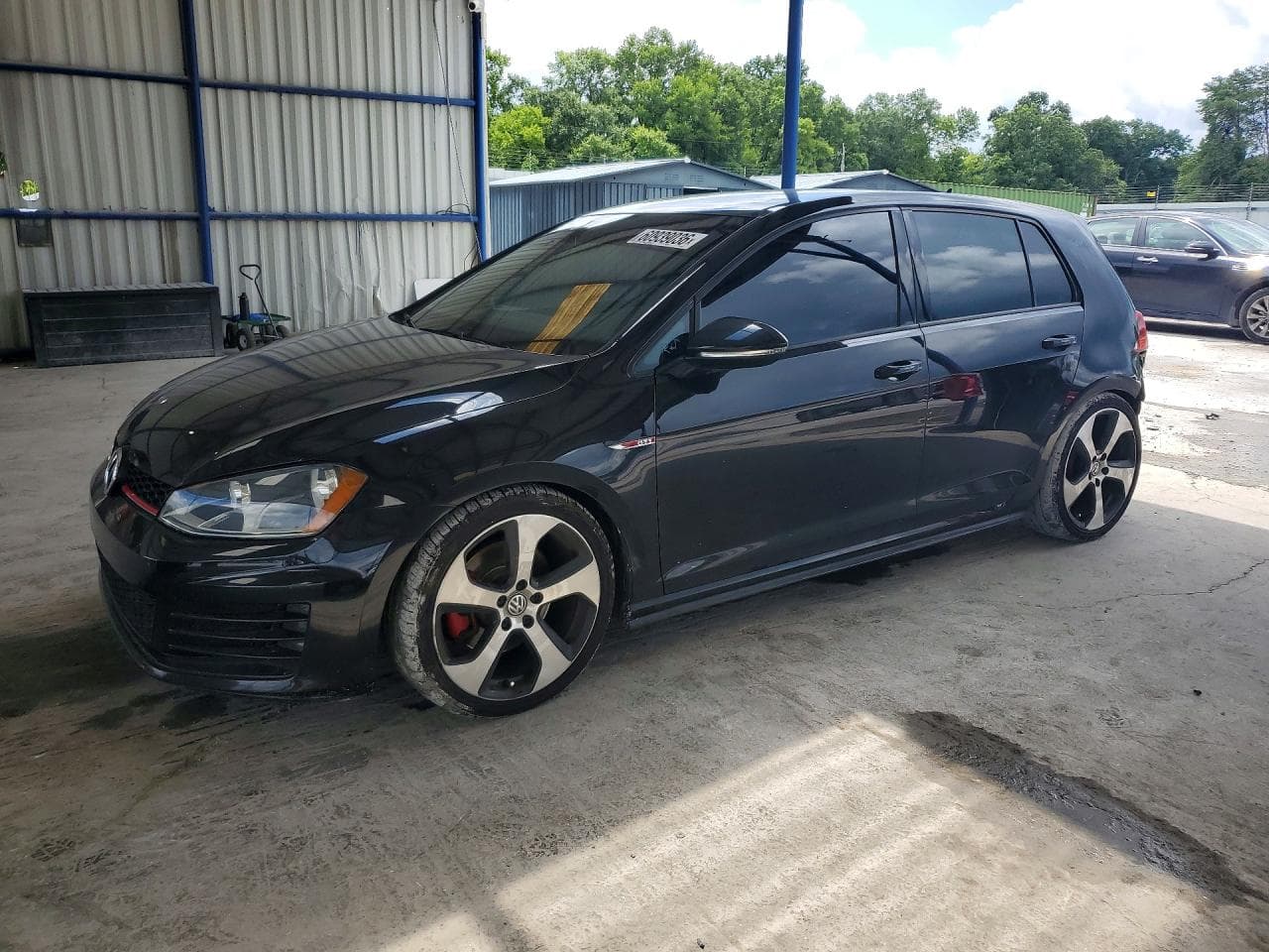 2017 Volkswagen GTI — lot COPART #60939036, Avariat Spate