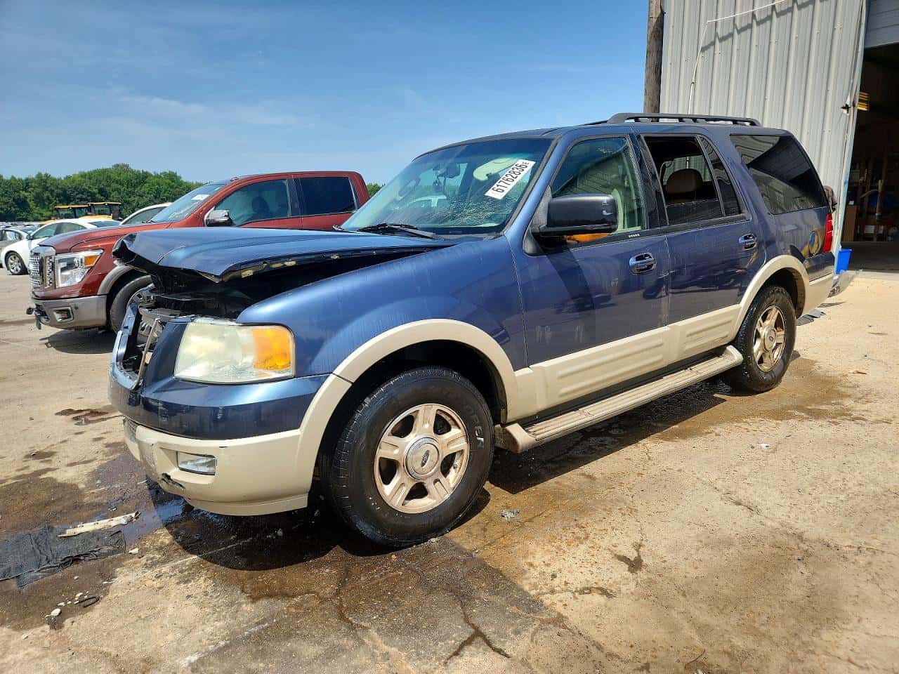 2006 Ford Expedition — lot COPART #61762836, Avariat Față