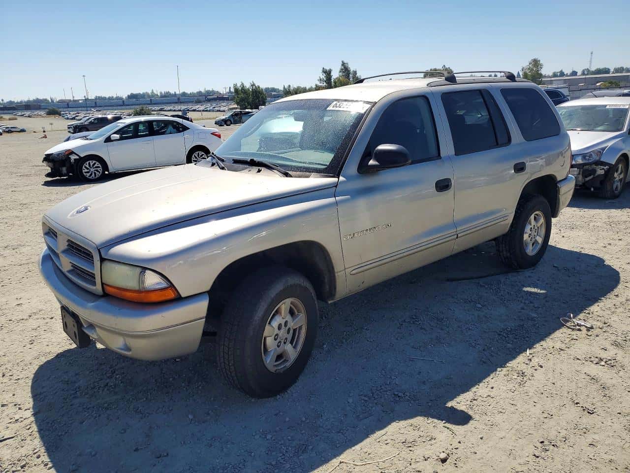 2001 Dodge Durango — lot COPART #63252626, Daune Minore