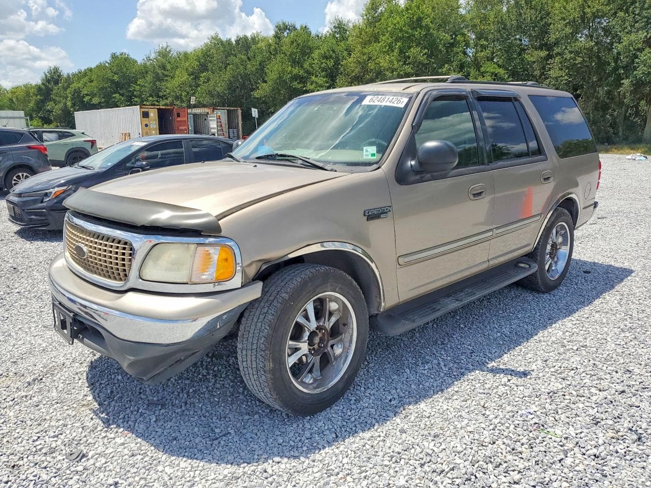 2001 Ford Expedition — lot COPART #62481426, Avariat Față