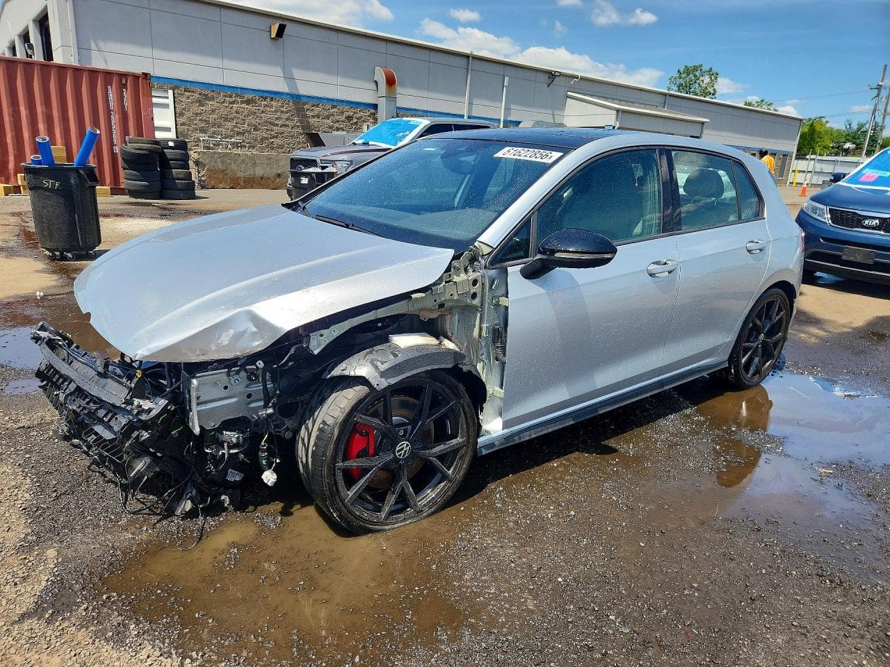 2024 Volkswagen GTI — lot COPART #61622856, Avariat Față