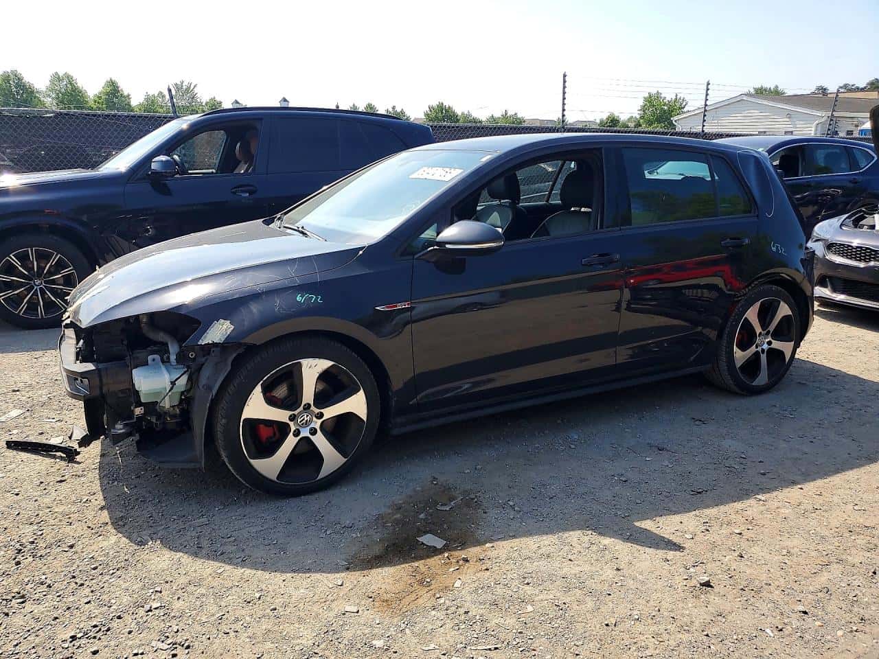 2015 Volkswagen GTI — lot COPART #60410156, Avariat Față