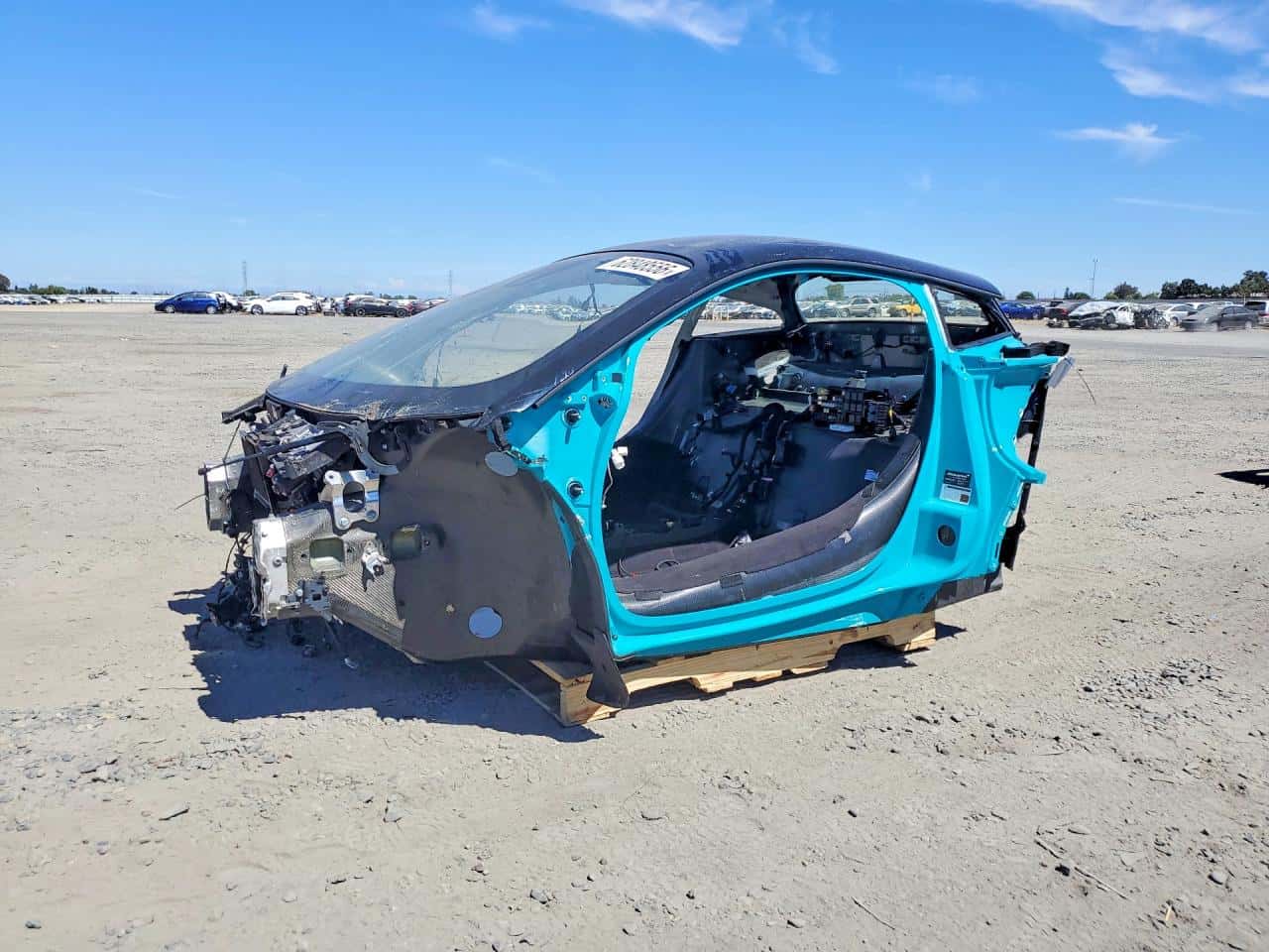 2023 McLaren Artura — lot COPART #62848556, Vandalism