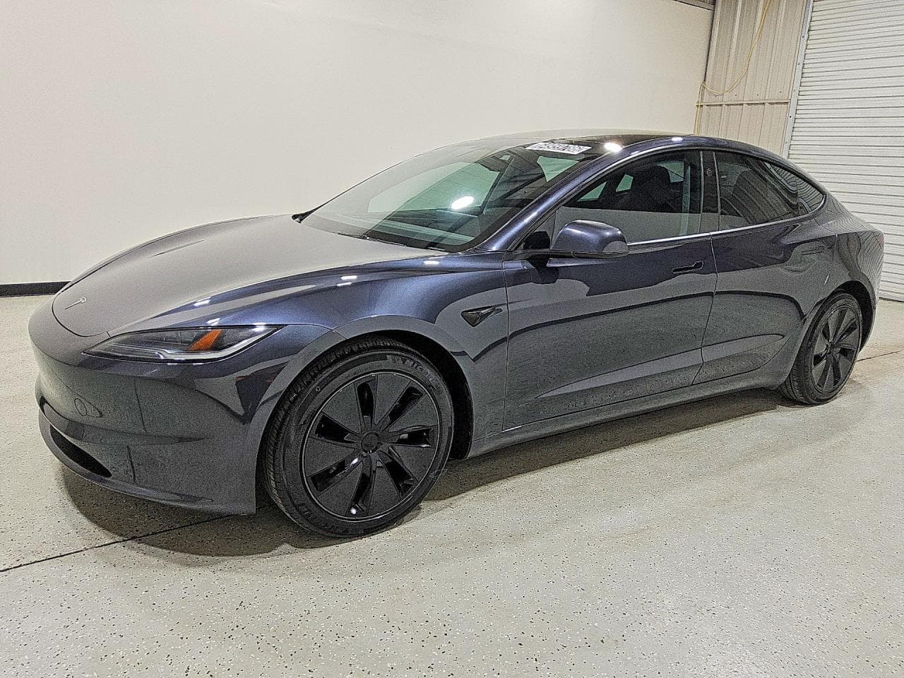 2024 Tesla Model 3 — lot COPART #64959786, Daune Minore