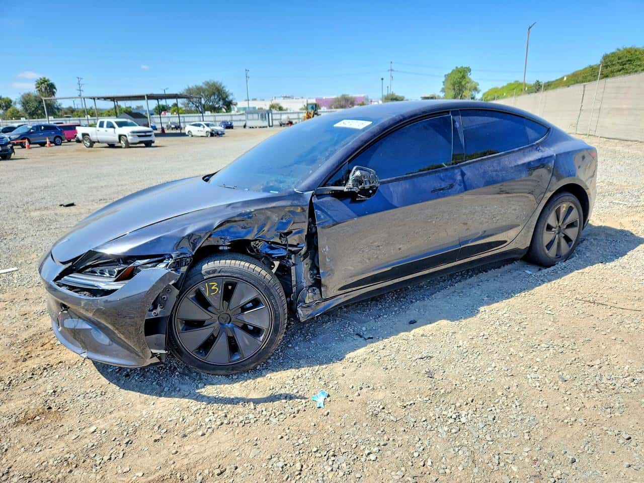 2025 Tesla Model 3 — lot COPART #64512116, Avariat Față