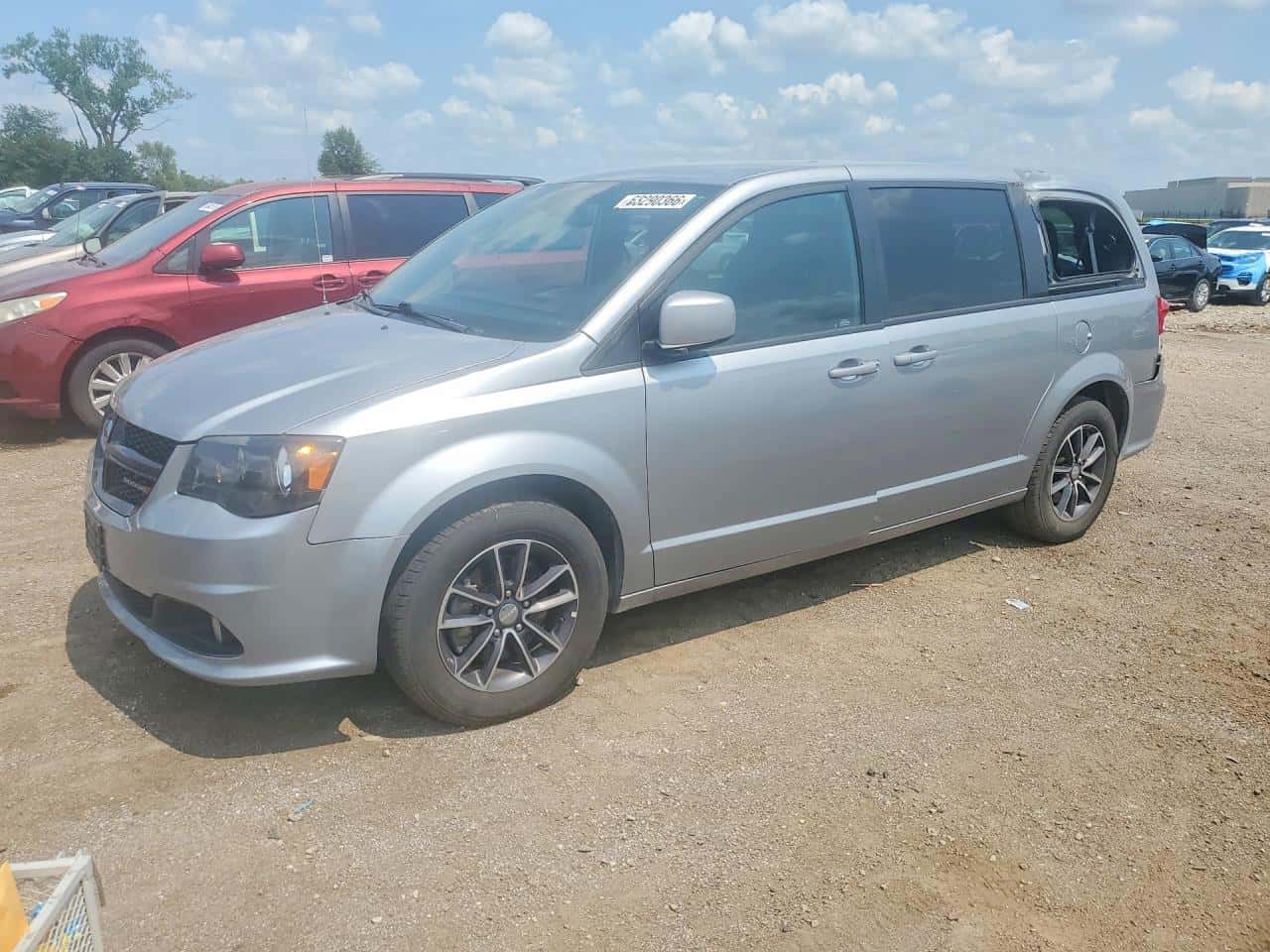 2019 Dodge Grand Caravan — lot COPART #63290366, Avariat Lateral