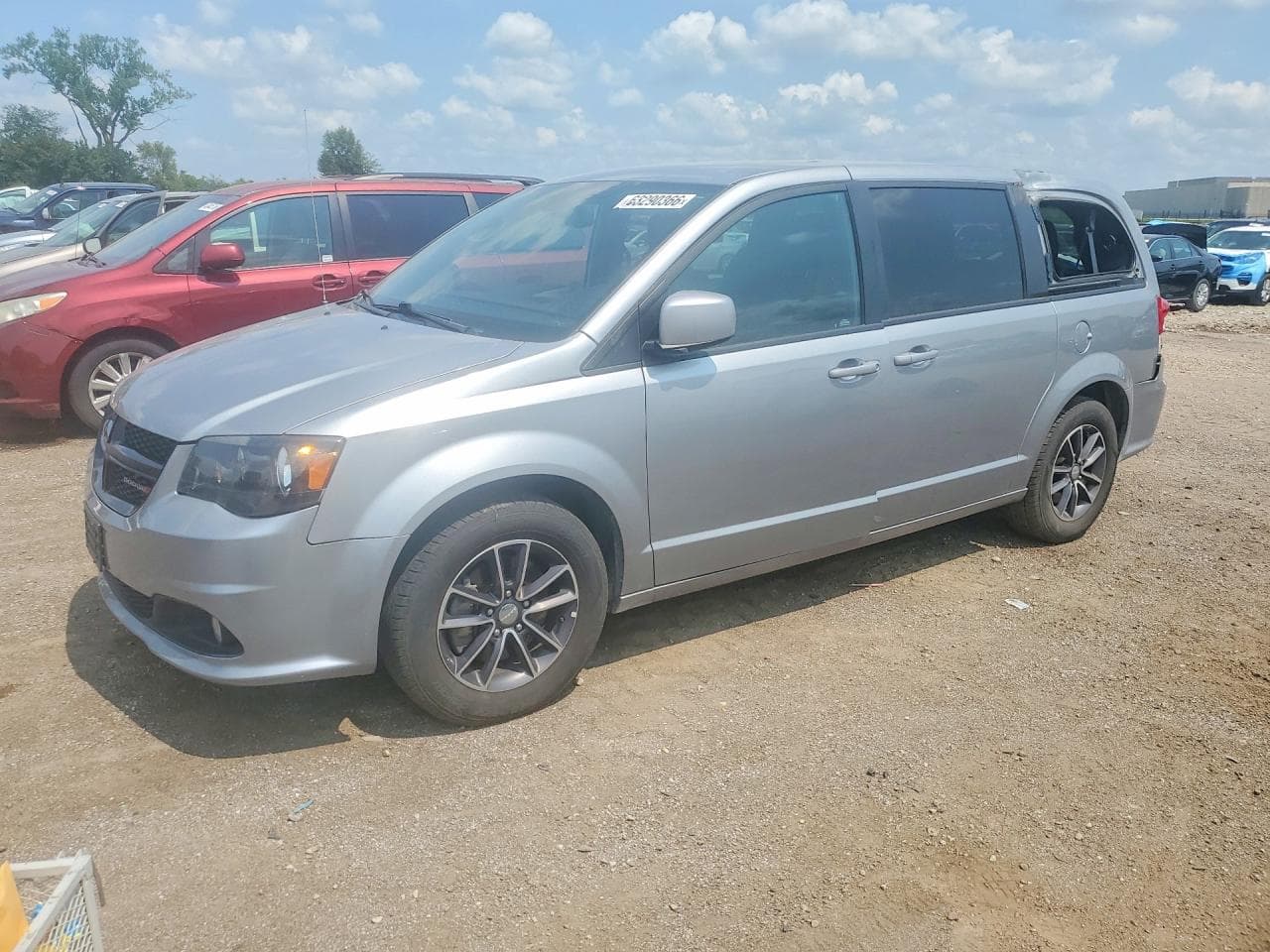 2019 Dodge Grand Caravan — lot COPART #63290366, Avariat Lateral