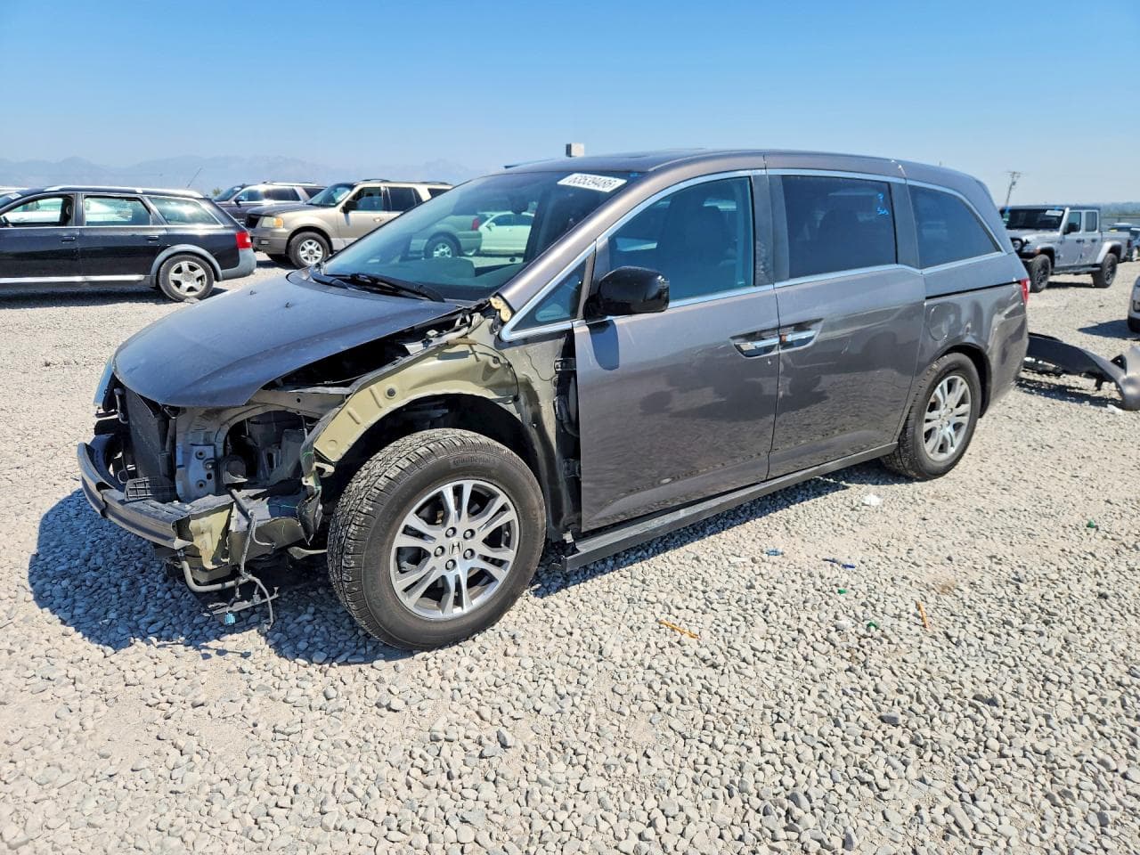 2013 Honda Odyssey — lot COPART #63539486, Avariat Față