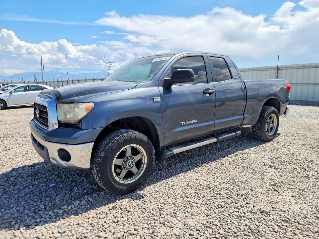 2008 Toyota Tundra — lot COPART #66943886, Avariat Spate