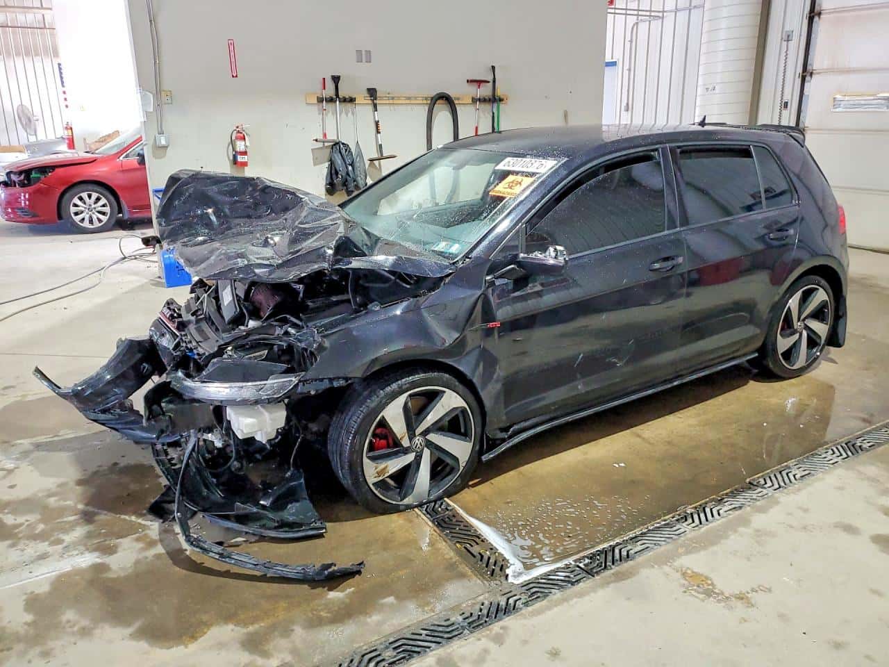 2020 Volkswagen GTI — lot COPART #63010876, Avariat Față