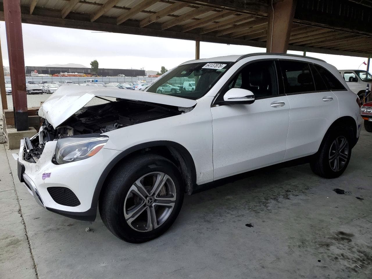 2019 Mercedes-Benz GLC — lot COPART #64137876, Avariat Față