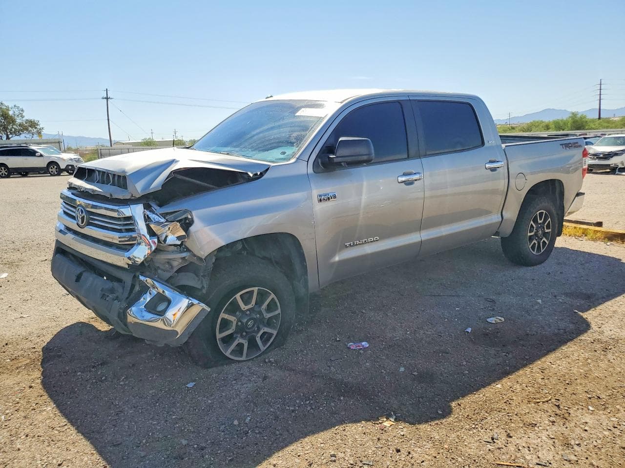 2014 Toyota Tundra — lot COPART #66054446, Avariat Față