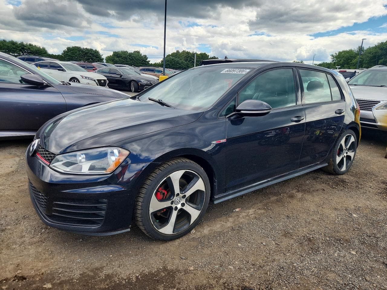 2015 Volkswagen GTI — lot COPART #66097306, Avariat Lateral