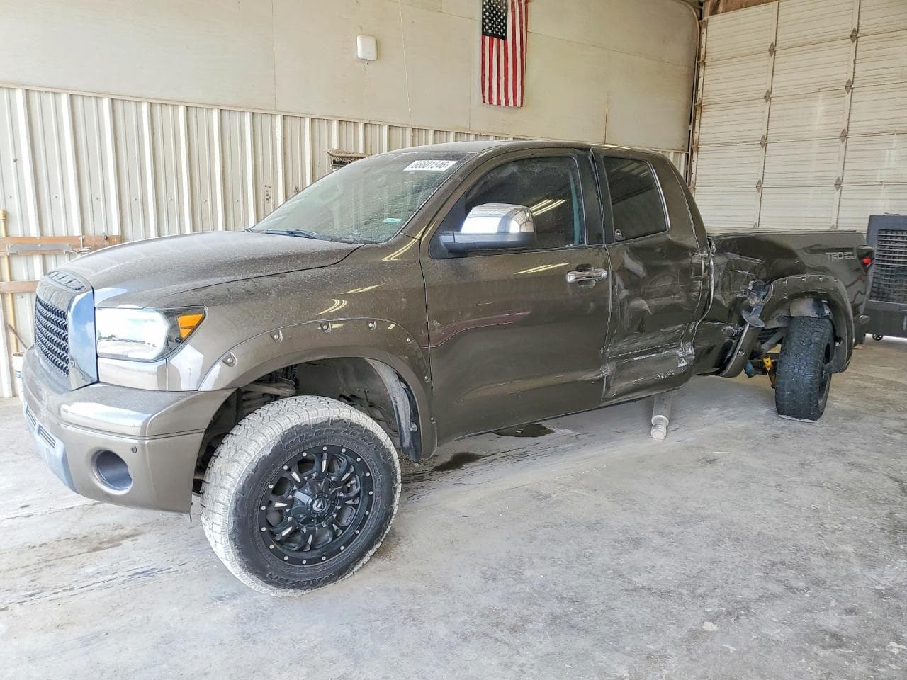 2008 Toyota Tundra — lot COPART #66601546, Avariat Lateral