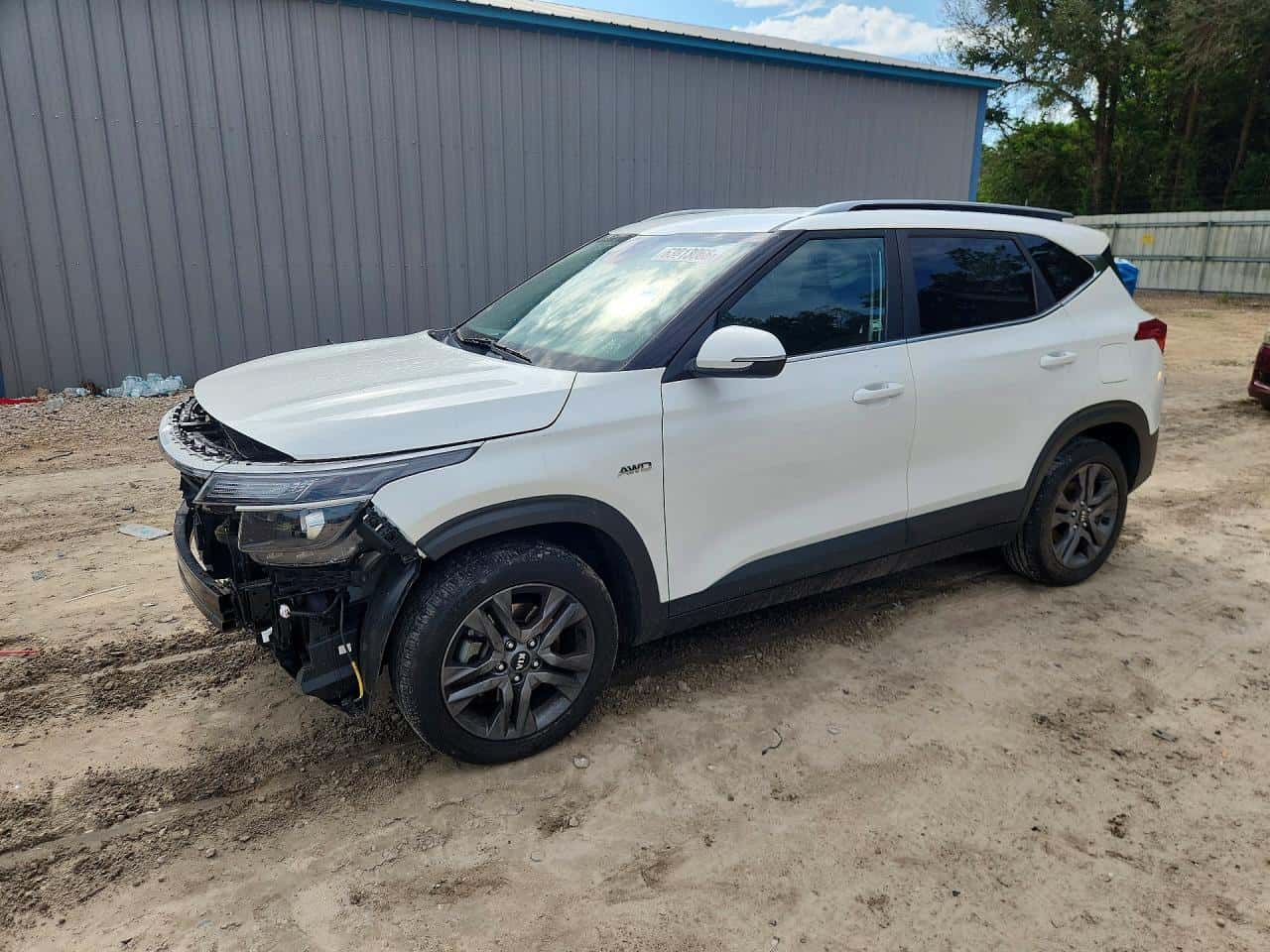 2021 Kia Seltos — lot COPART #63813066, Avariat Față