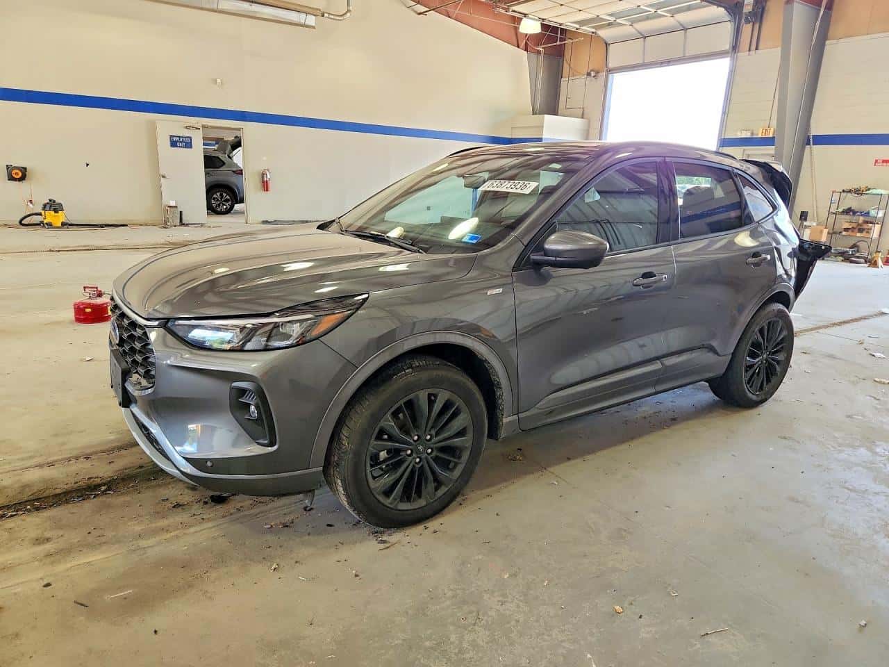 2025 Ford Escape — lot COPART #63873936, Avariat Spate