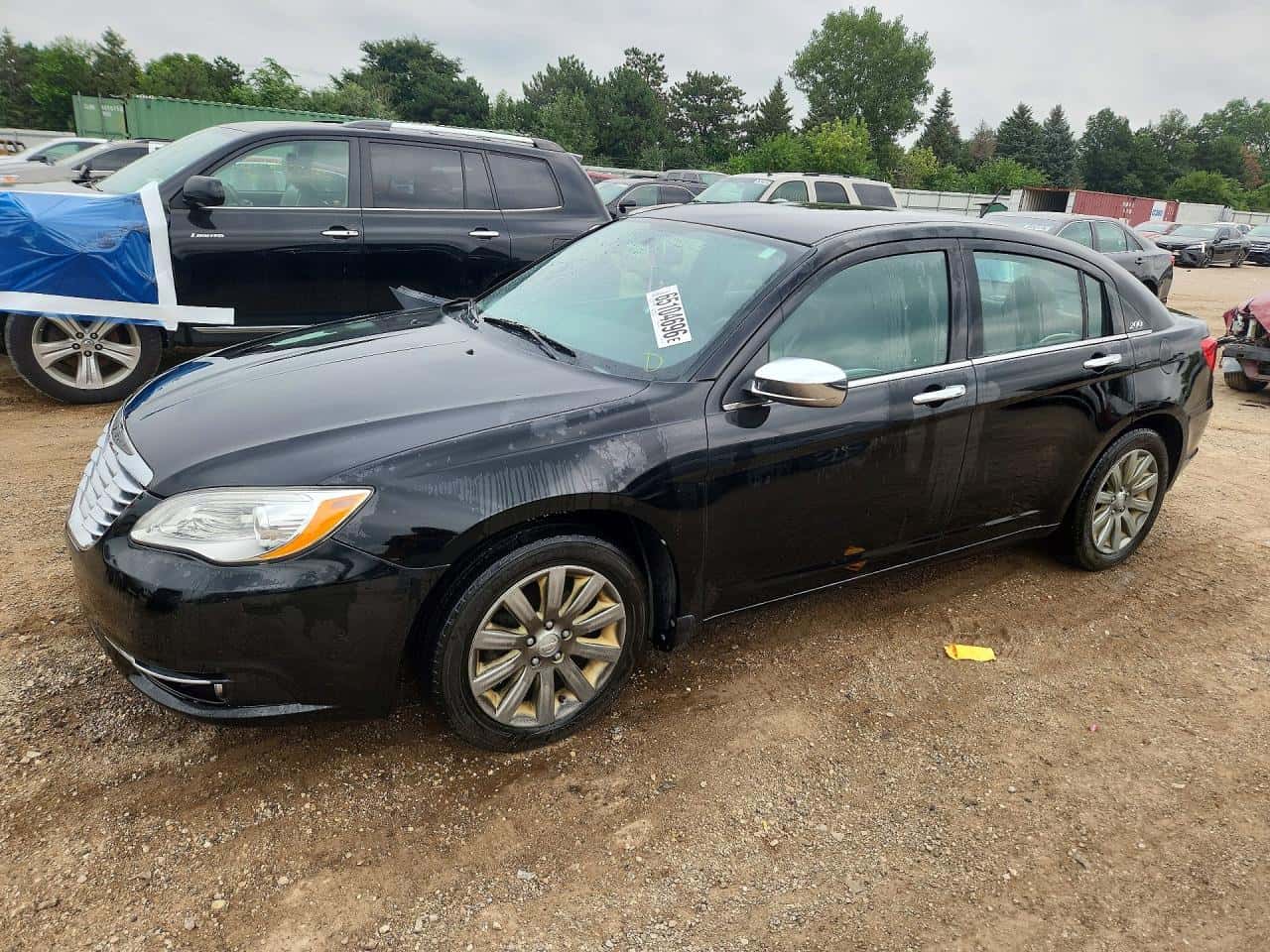 2013 Chrysler 200 — lot COPART #65104696, Avariat Lateral