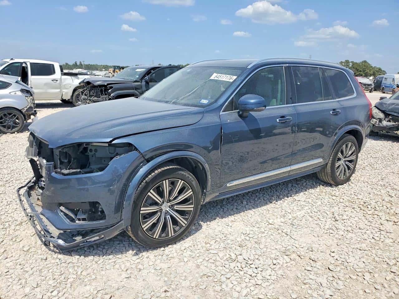 2020 Volvo XC90 — lot COPART #64517176, Avariat Față