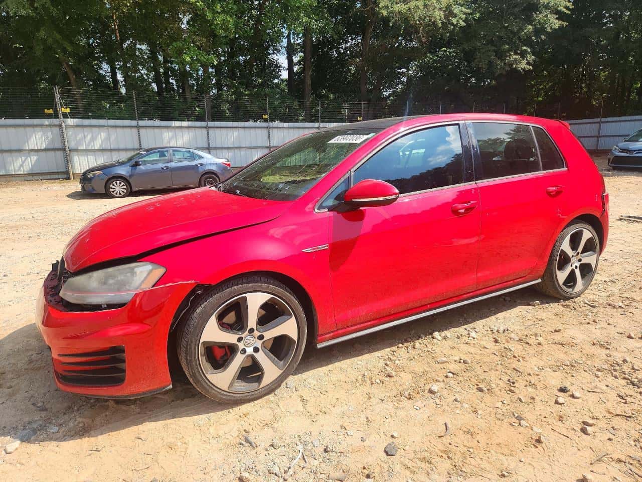 2015 Volkswagen GTI — lot COPART #63902036, Avariat Spate