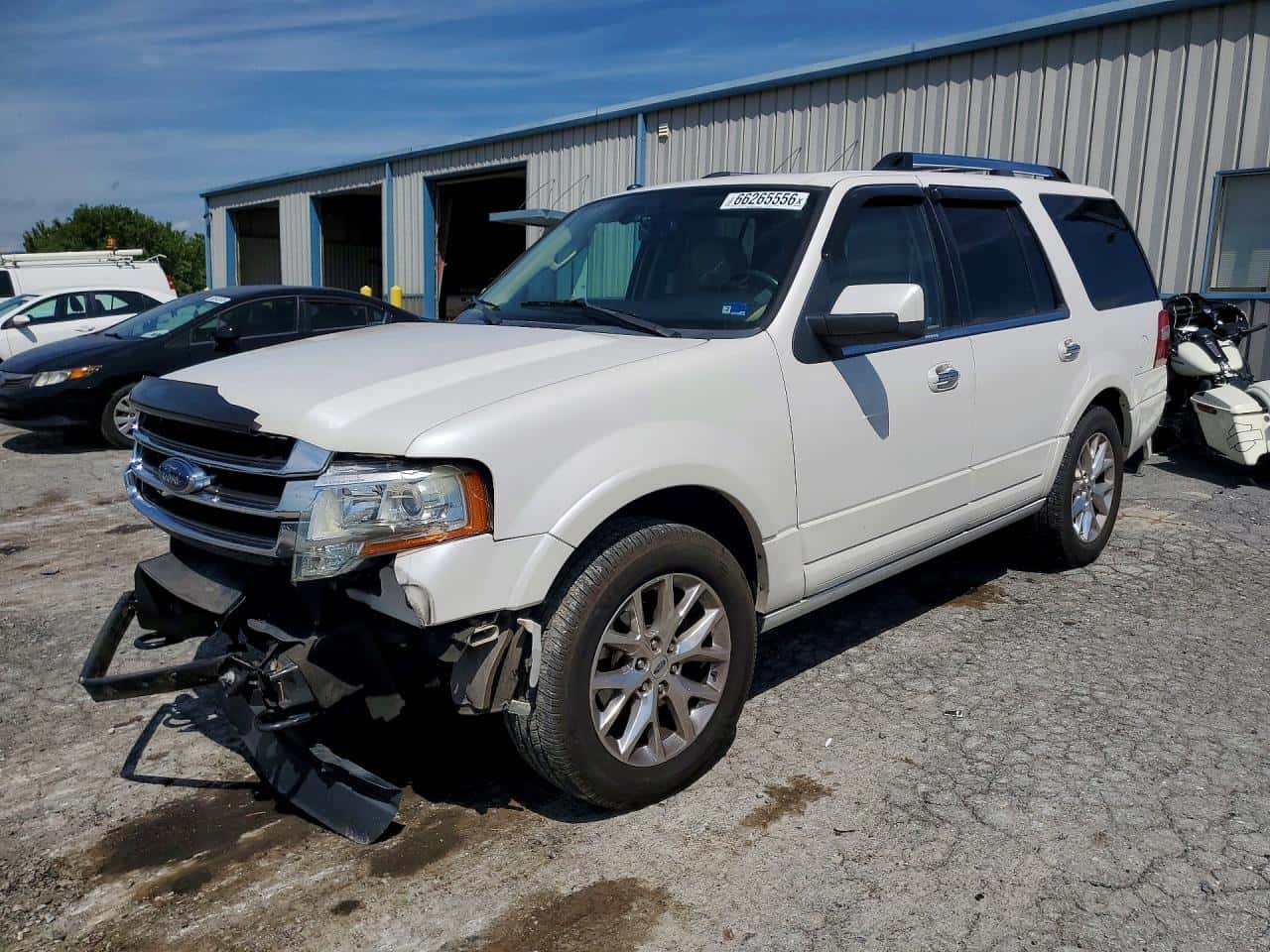 2015 Ford Expedition — lot COPART #66265556, Avariat Față
