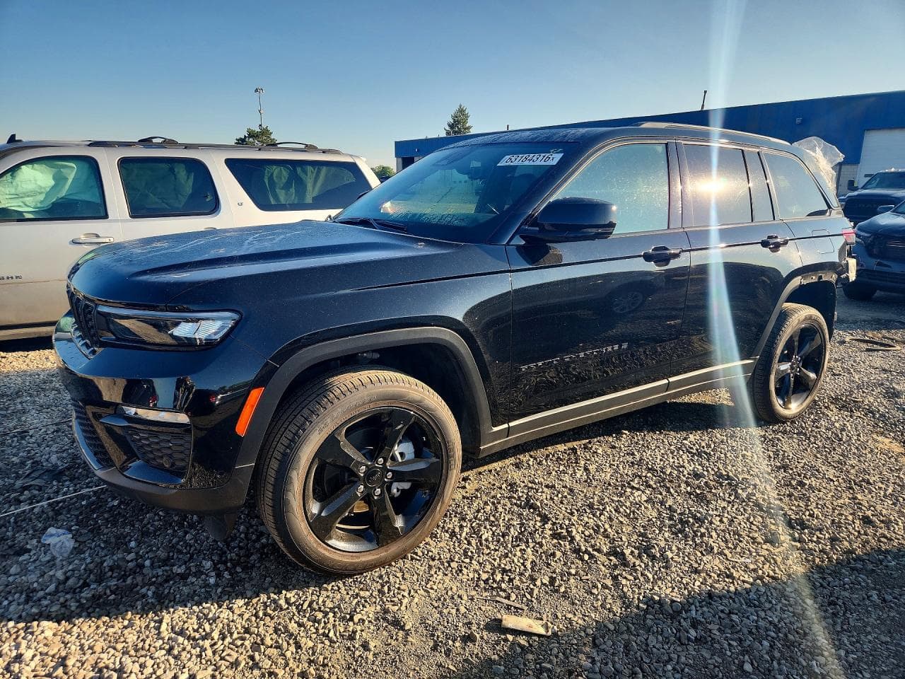 2025 Jeep Grand Cherokee — lot COPART #63184316, Avariat Spate