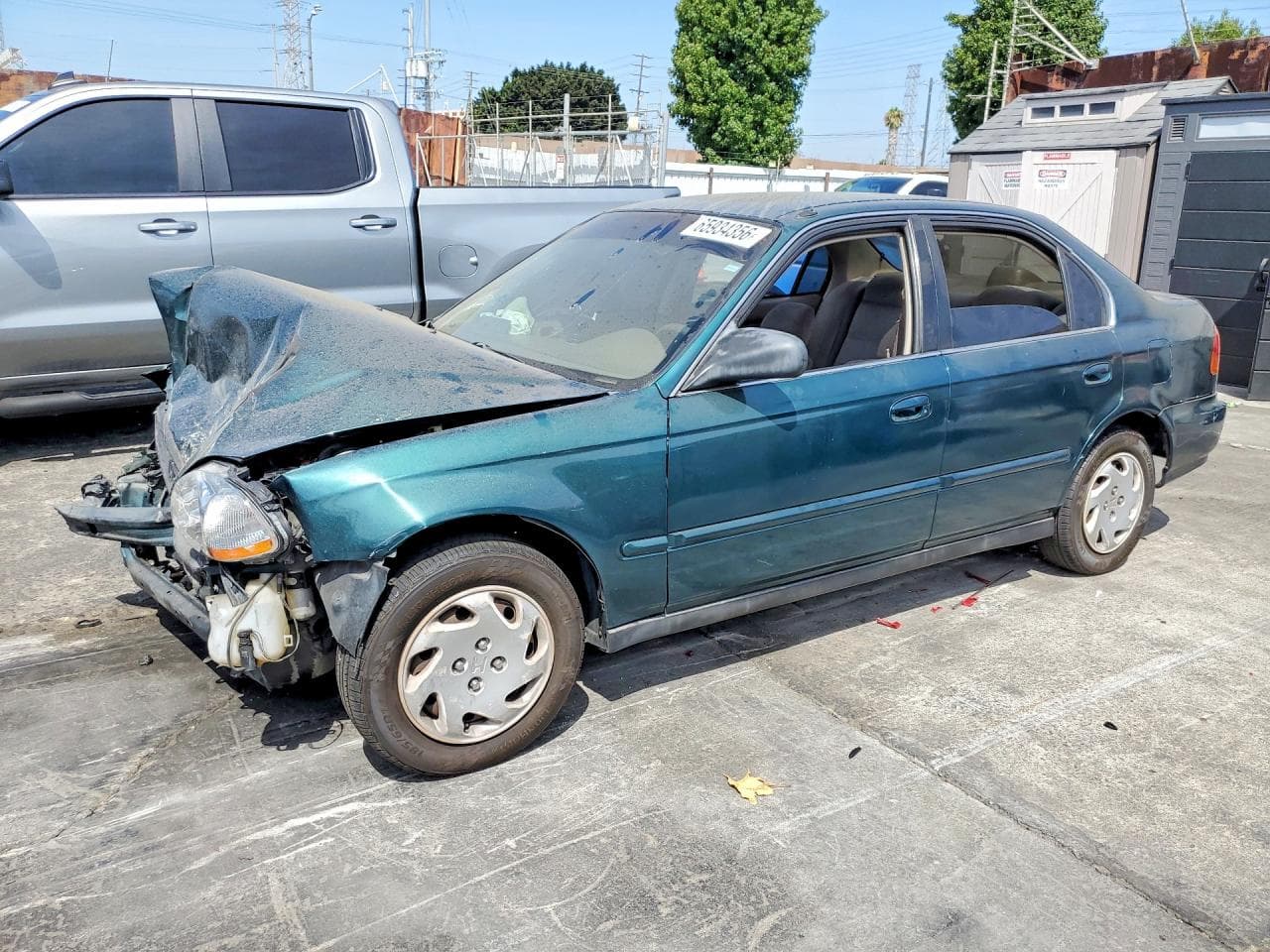 1996 Honda Civic — lot COPART #65934356, Avariat Față