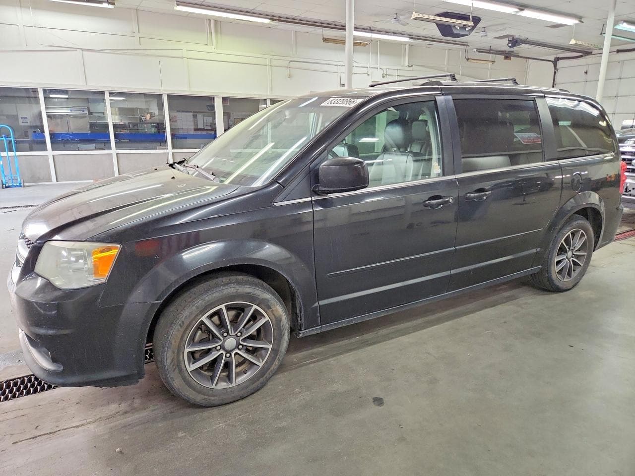 2017 Dodge Grand Caravan — lot COPART #63329866, Avariat Față