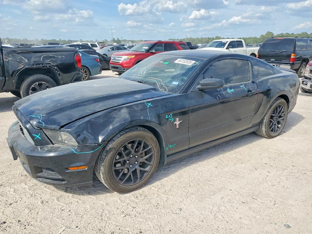 2014 Ford Mustang — lot COPART #64152836, Avariat Lateral