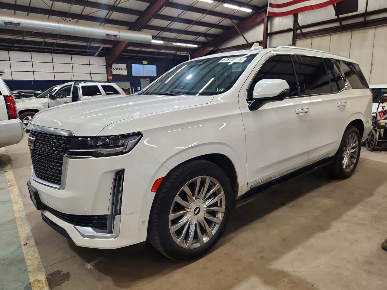 2022 Cadillac Escalade — lot COPART #67878536, Daune Minore
