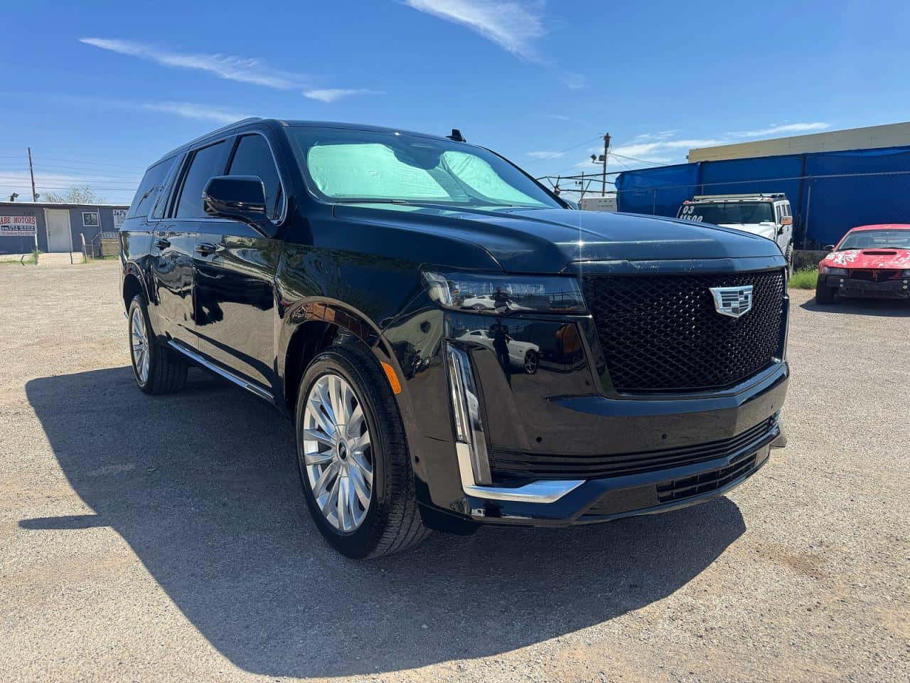 2023 Cadillac Escalade — lot COPART #66859446, Daune Minore