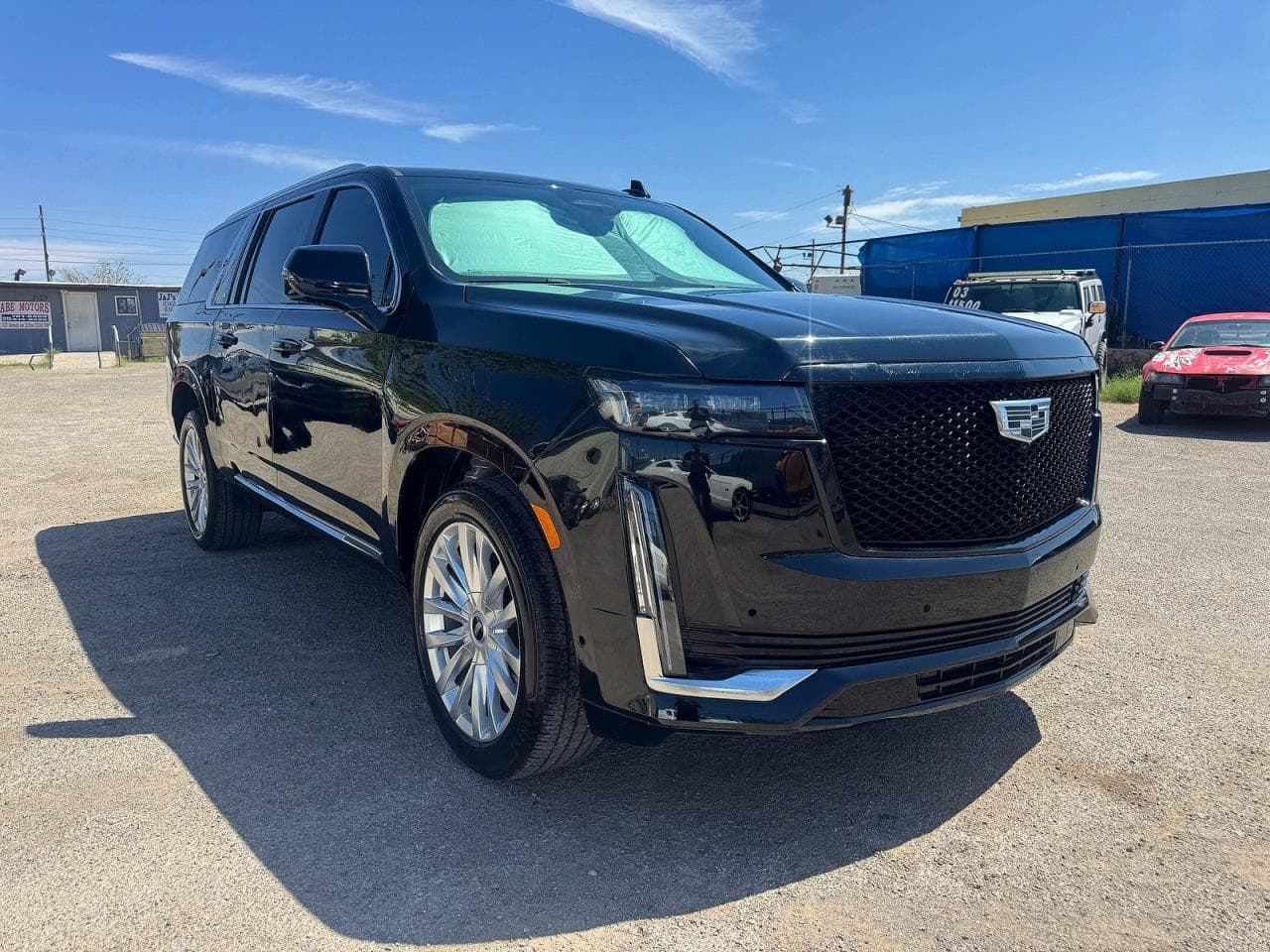 2023 Cadillac Escalade — lot COPART #66859446, Daune Minore