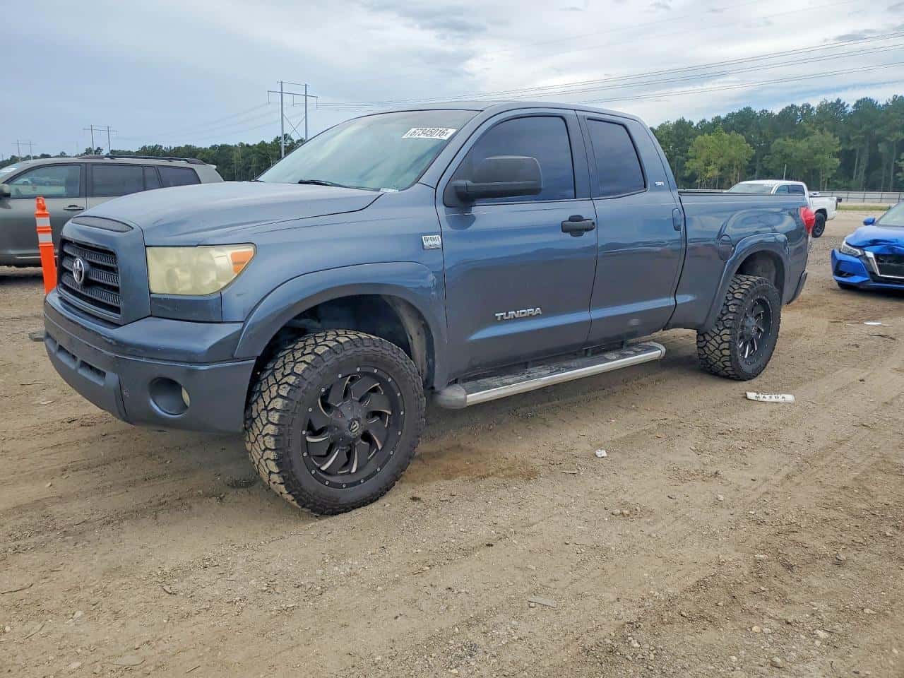 2008 Toyota Tundra — lot COPART #67345016, Avariat Podea/Șasiu