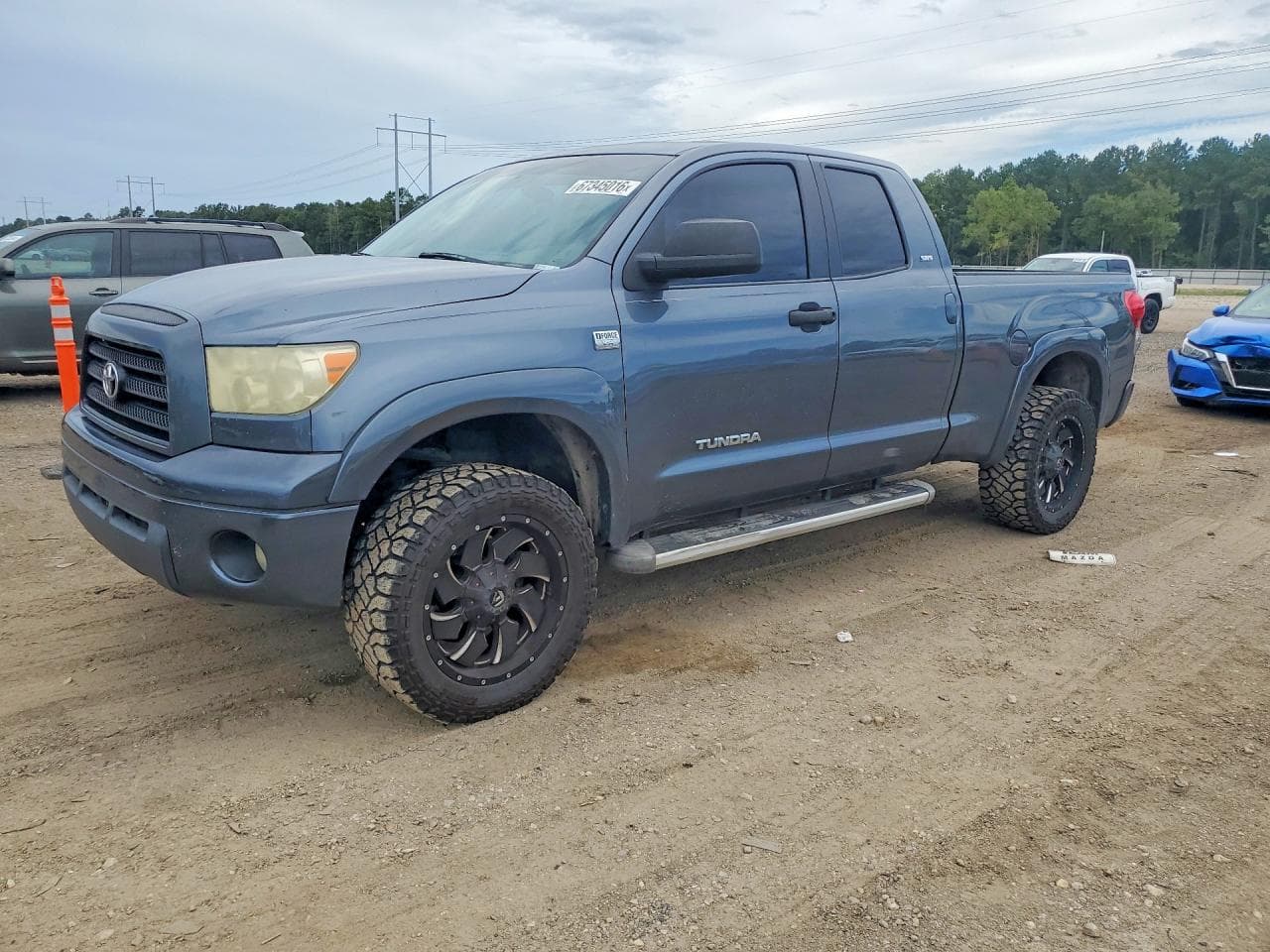 2008 Toyota Tundra — lot COPART #67345016, Avariat Podea/Șasiu