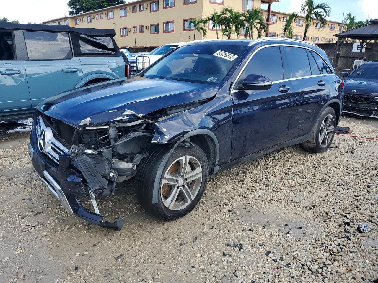 2017 Mercedes-Benz GLC — lot COPART #67096376, Avariat Față
